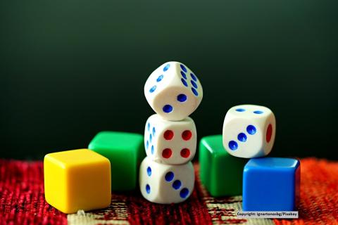 Würfel und SPielsteine